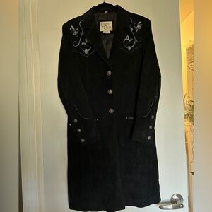 Vintage Cripple Creek Long Black Suede Coat. Size Medium
